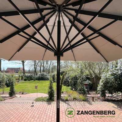 Der perfekte Großschirm für Terrasse &amp; Biergarten   - Großschirme - lassen Sie sich von uns beraten | Zangenberg 