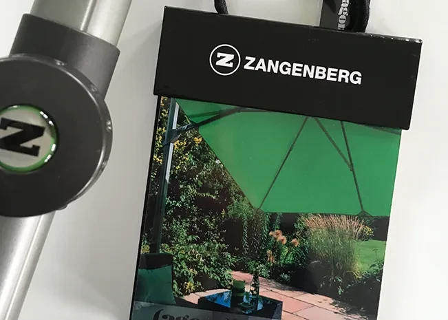 Zangenberg Sonnenschirm mit Ersatzteilen – Vorbereitung für die Außensaison