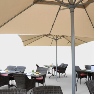 Leihschirm 400x400 incl. Plattenständer 100x100cm