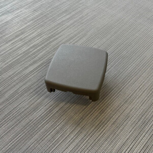 Cap aluminum for multipole P6 pole